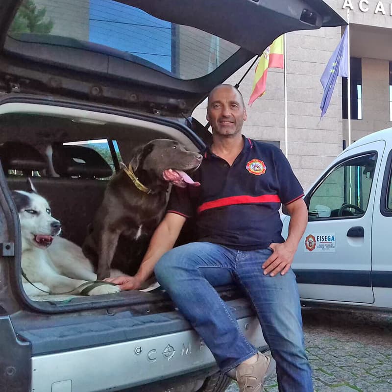 Contactar con Clínica Veterinaria Miño